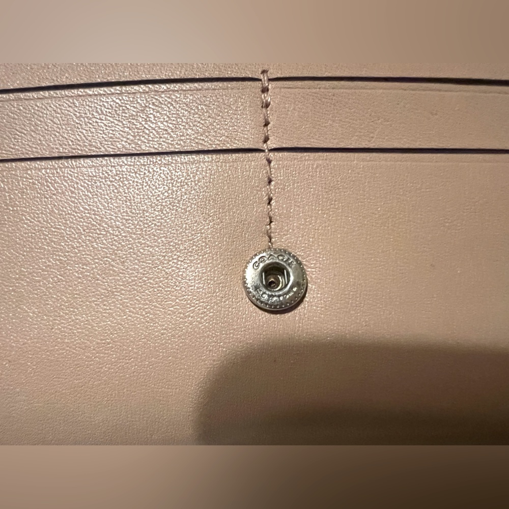 Coach Wallet - Picture 4 of 4